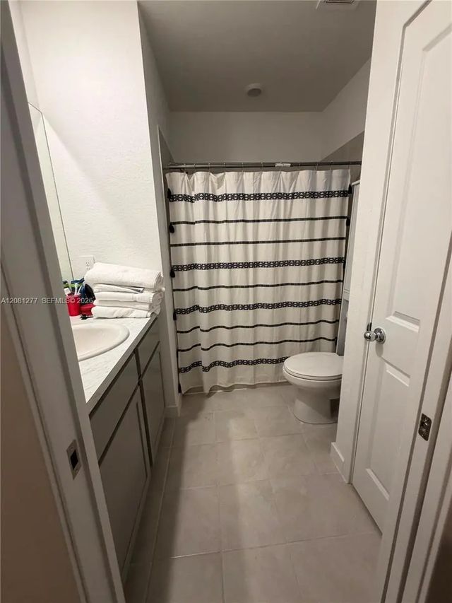 5 of 9 - 1281 Ne 3rd Avenue, Florida City, FL