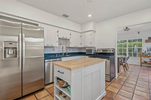 3 of 15 - 6440 Sw 35th Street, Miami, FL