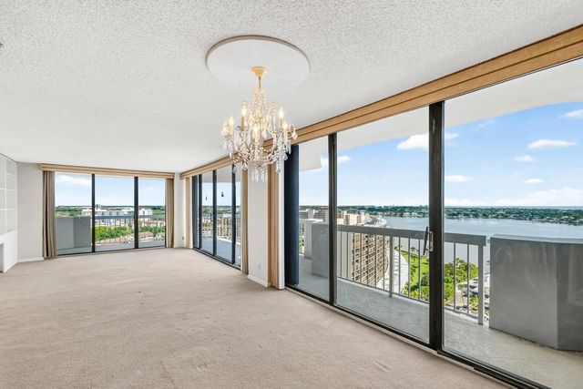 4 of 47 - 123 Lakeshore Drive #1945, North Palm Beach, FL