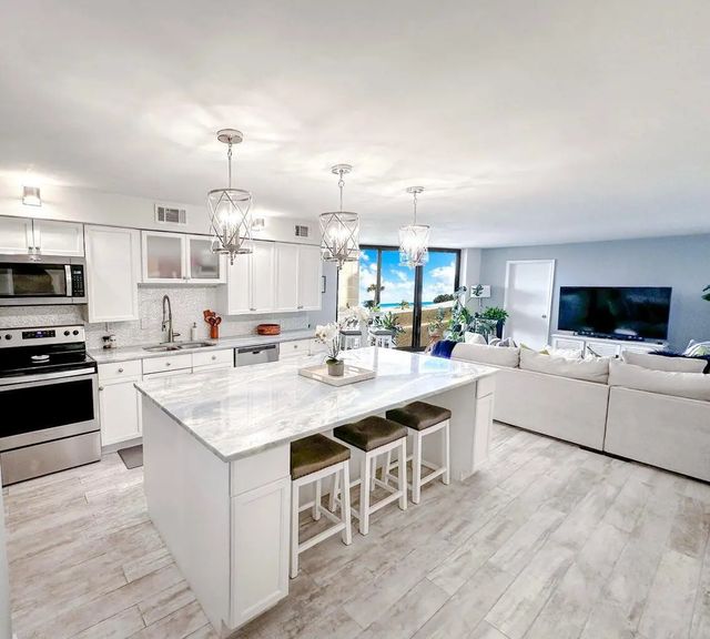 2800 N Ocean Drive #b-2d, Singer Island