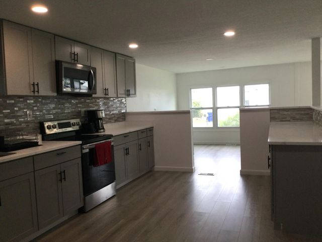 3 of 31 - 5000 Se Federal Highway #802, Stuart, FL