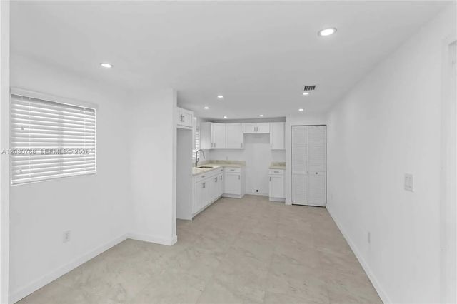 5 of 15 - 2144 Nw 89th Terrace, Miami, FL