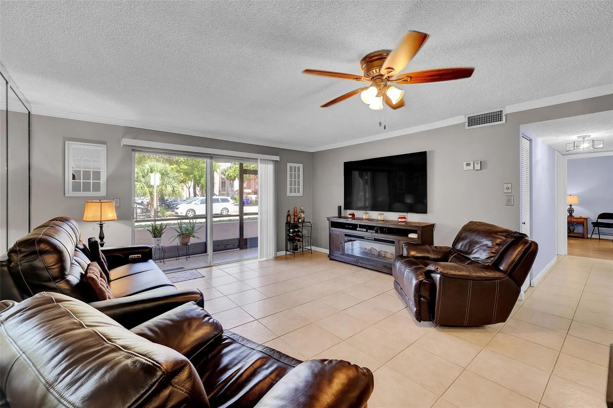 8260 Sw 24th Street E #6112, North Lauderdale