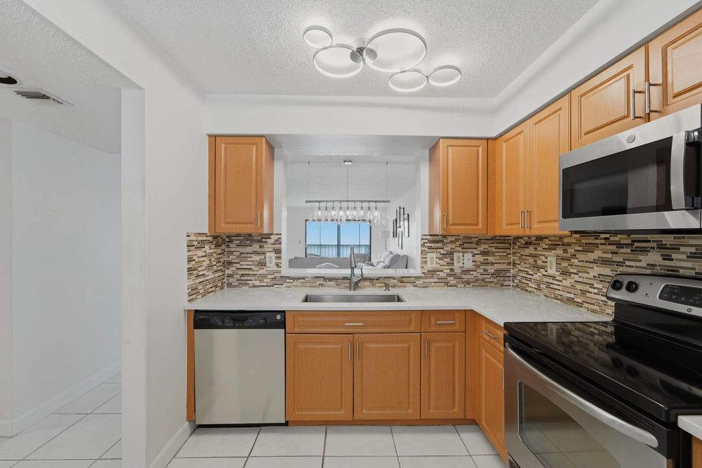 6093 Pointe Regal Circle #209, Delray Beach