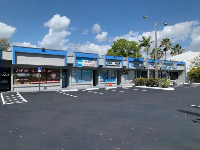 17122 W Dixie Highway, North Miami Beach
