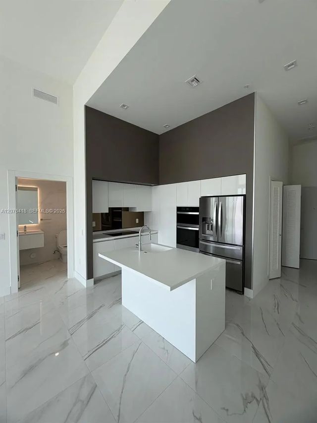 2 of 35 - 1170 E Hallandale Beach Boulevard #502, Hallandale Beach, FL