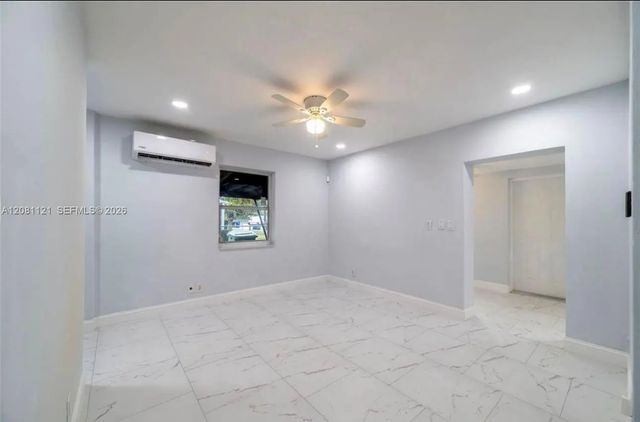 5 of 17 - 425 Nw 14th Way, Fort Lauderdale, FL