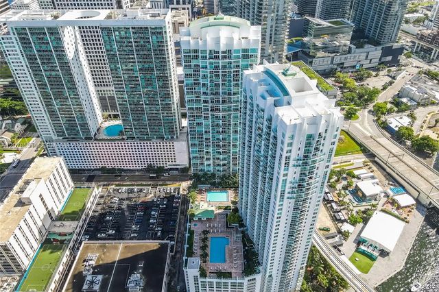 5 of 35 - 41 Se 5th Street #1117, Miami, FL
