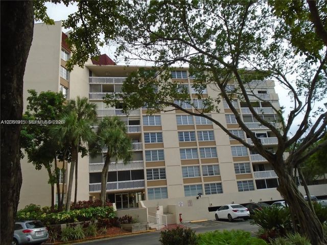 5 of 55 - 6921 Environ Boulevard #4p, Lauderhill, FL