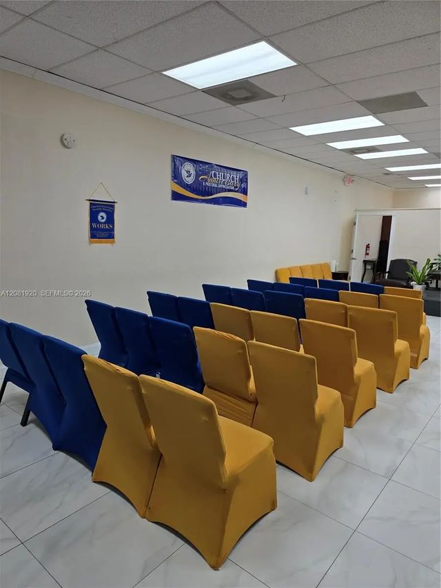 5 of 15 - 4448 Inverrary Boulevard #m, Lauderhill, FL