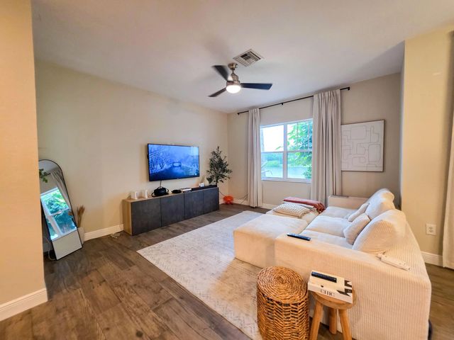 3 of 22 - 855 Marina Del Ray Lane #1, West Palm Beach, FL