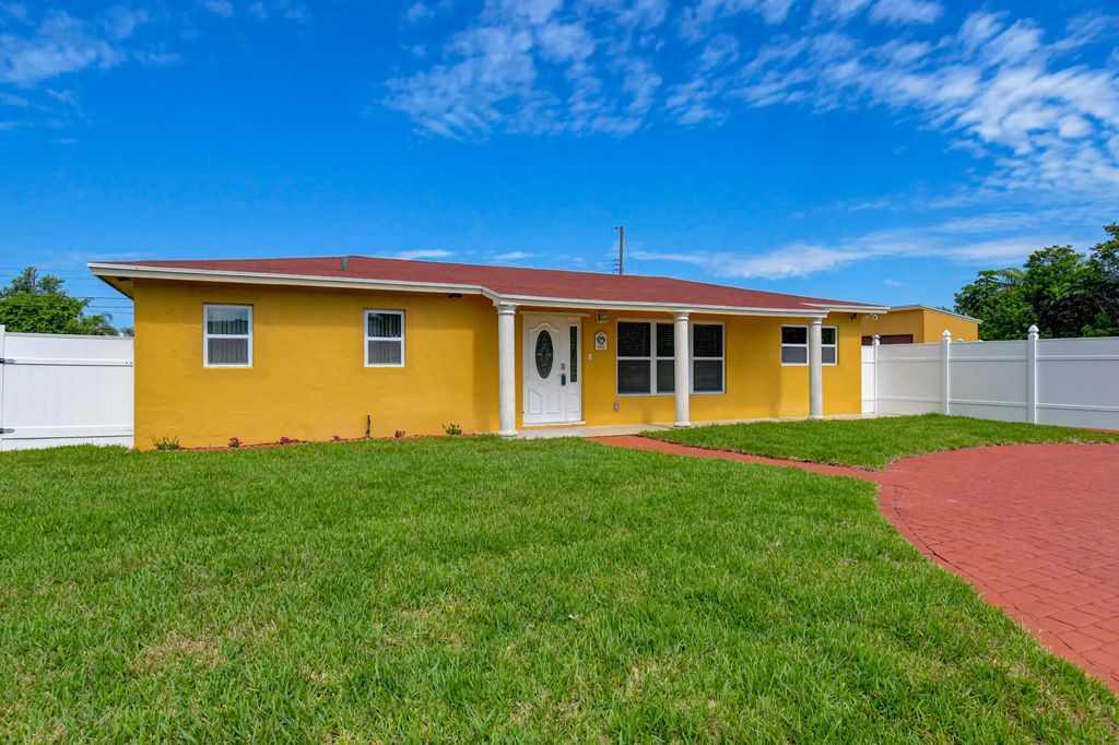 15021 Jackson Road, Delray Beach