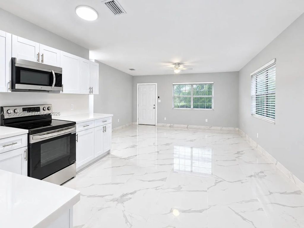 1529 Sw 22nd Street #1, Fort Lauderdale
