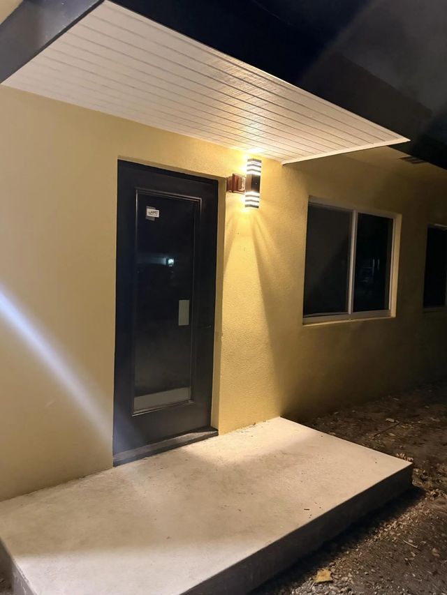 2 of 24 - 111 Sw 10th Avenue, Delray Beach, FL