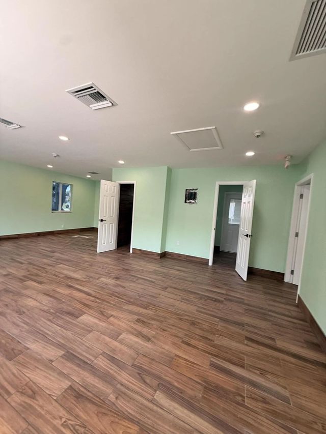 4 of 24 - 111 Sw 10th Avenue, Delray Beach, FL