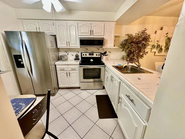3 of 84 - 4502 Martinique Way #b1, Coconut Creek, FL