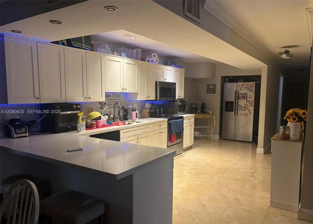 5 of 23 - 7912 Nw 73rd Avenue, Tamarac, FL