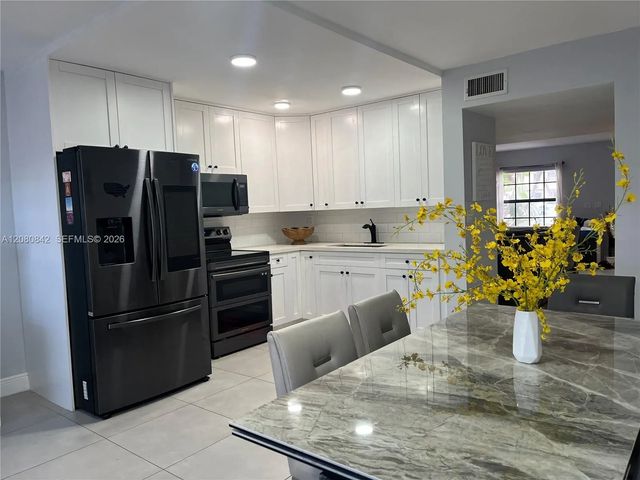 5 of 12 - 12277 Sw 16th Terrace #106-y, Miami, FL
