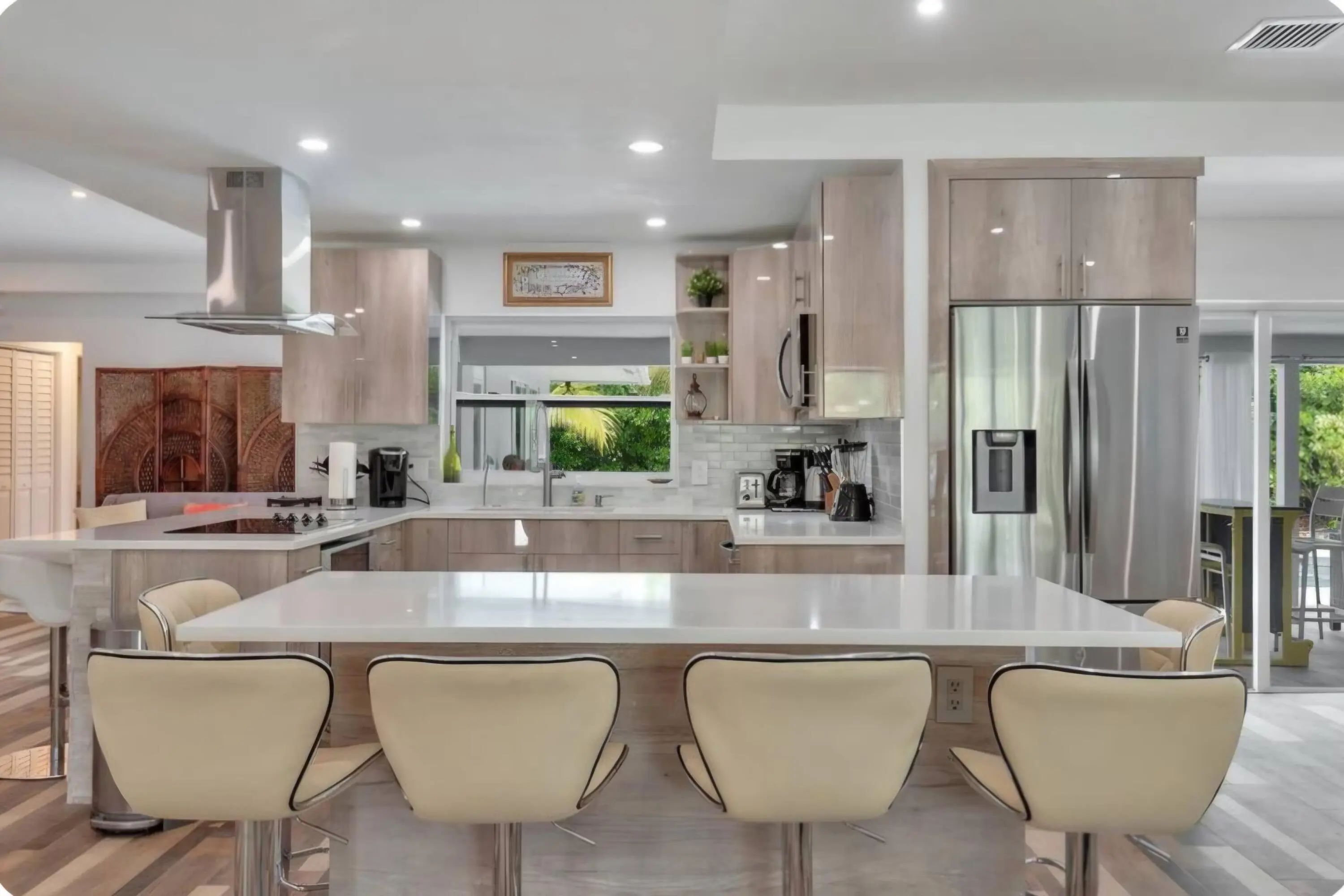 2829 Ne 12th Street, Pompano Beach