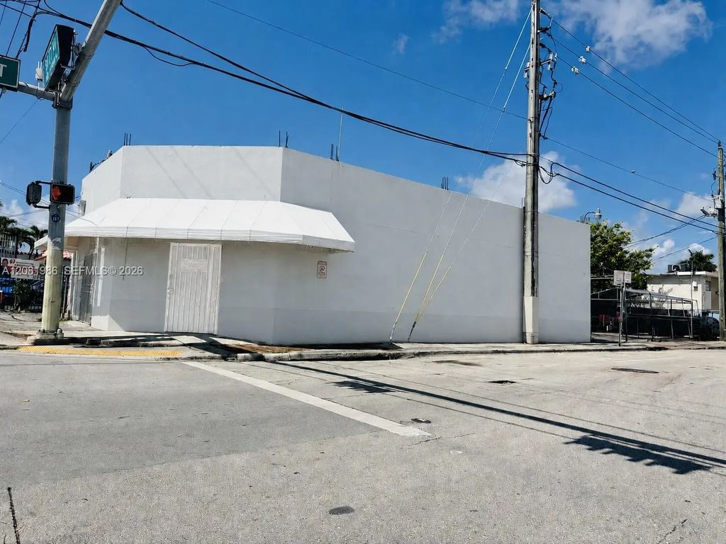 600 Sw 17th Avenue, Miami