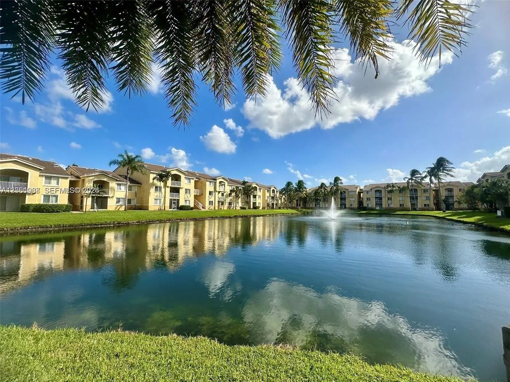 2620 S University Drive #105, Davie