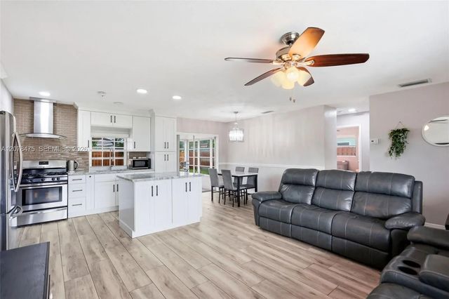 8397 Nw 25th Court, Sunrise