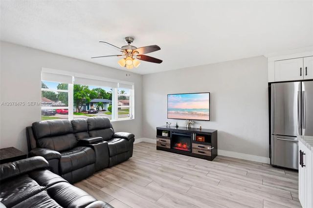 5 of 37 - 8397 Nw 25th Court, Sunrise, FL