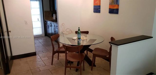5 of 19 - 1800 Meridian Avenue #7, Miami Beach, FL