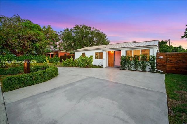 5 of 50 - 1360 Ne 138th Street, North Miami, FL