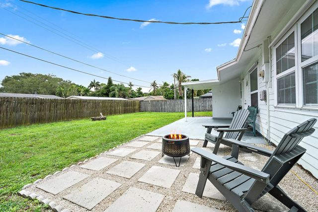 3 of 29 - 5810 Tucker Road, Jupiter, FL