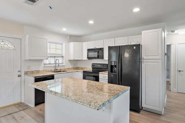 5 of 29 - 5810 Tucker Road, Jupiter, FL