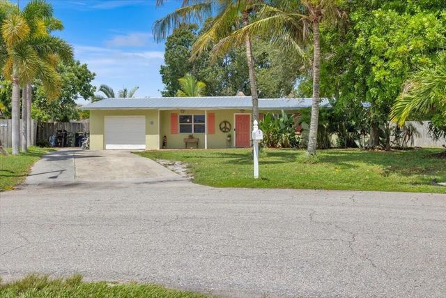 1121 Se Alamanda Lane, Stuart