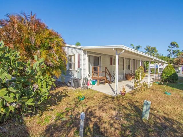 4 of 33 - 43 Montilla Way, Port St. Lucie, FL