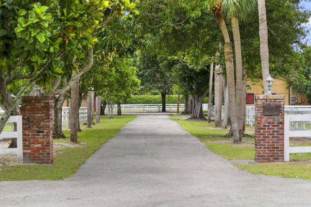 4 of 37 - 3516 Hanover Circle, Loxahatchee, FL