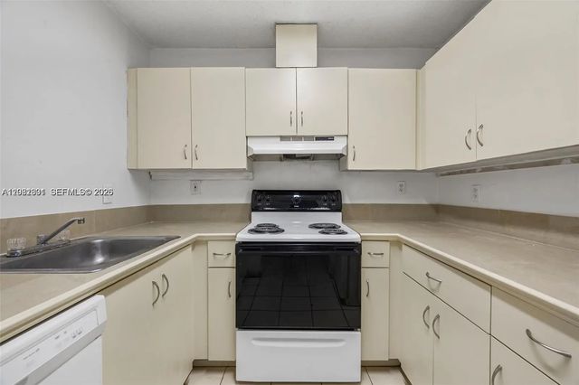 3 of 18 - 8421 Sw 209th Street #8421, Cutler Bay, FL