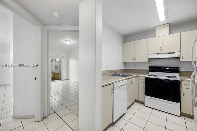 4 of 18 - 8421 Sw 209th Street #8421, Cutler Bay, FL