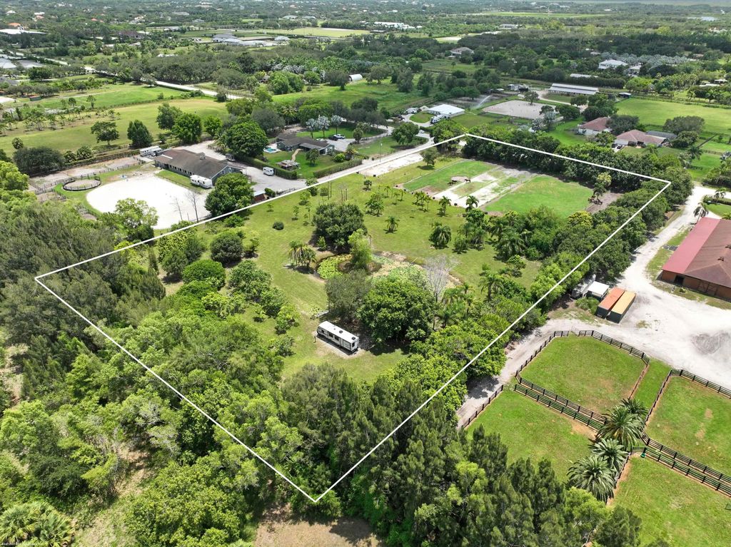 16639 Hollow Tree Lane, Wellington