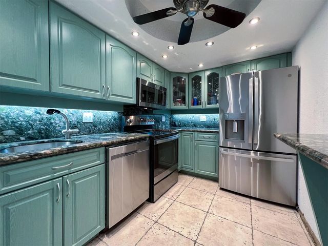 101 Briny Avenue #810, Pompano Beach