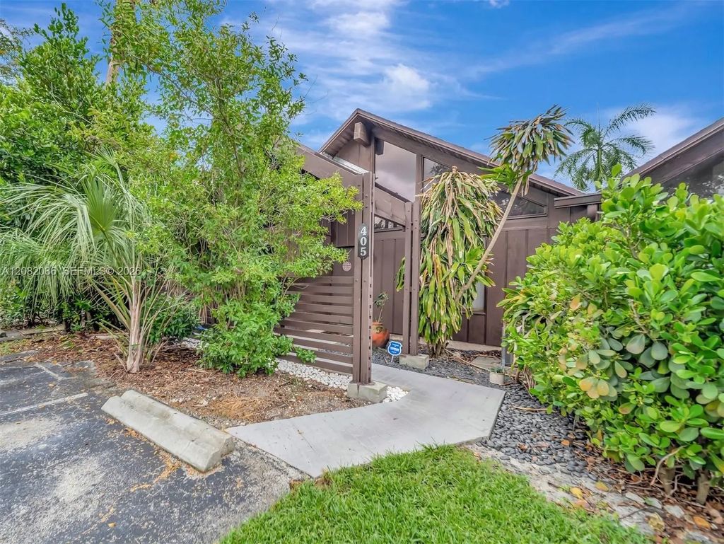 405 N University Drive #3-12, Plantation