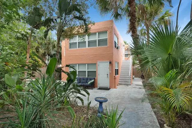 226 S Palmway, Lake Worth Beach