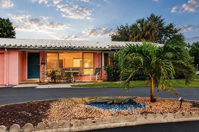 3 of 65 - 2355 Ne 4th Street, Pompano Beach, FL