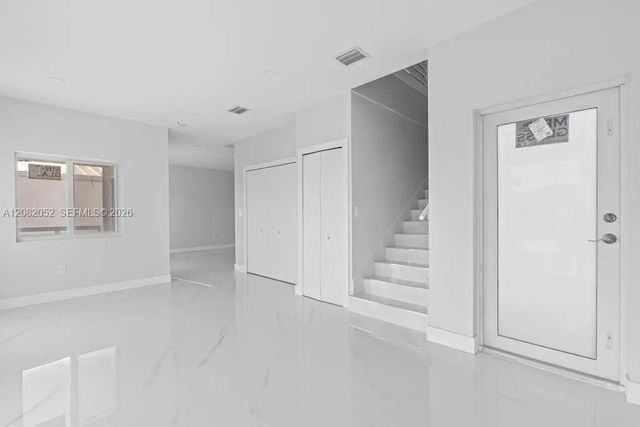 5 of 13 - 31569 Avenue D, Big Pine Key, FL