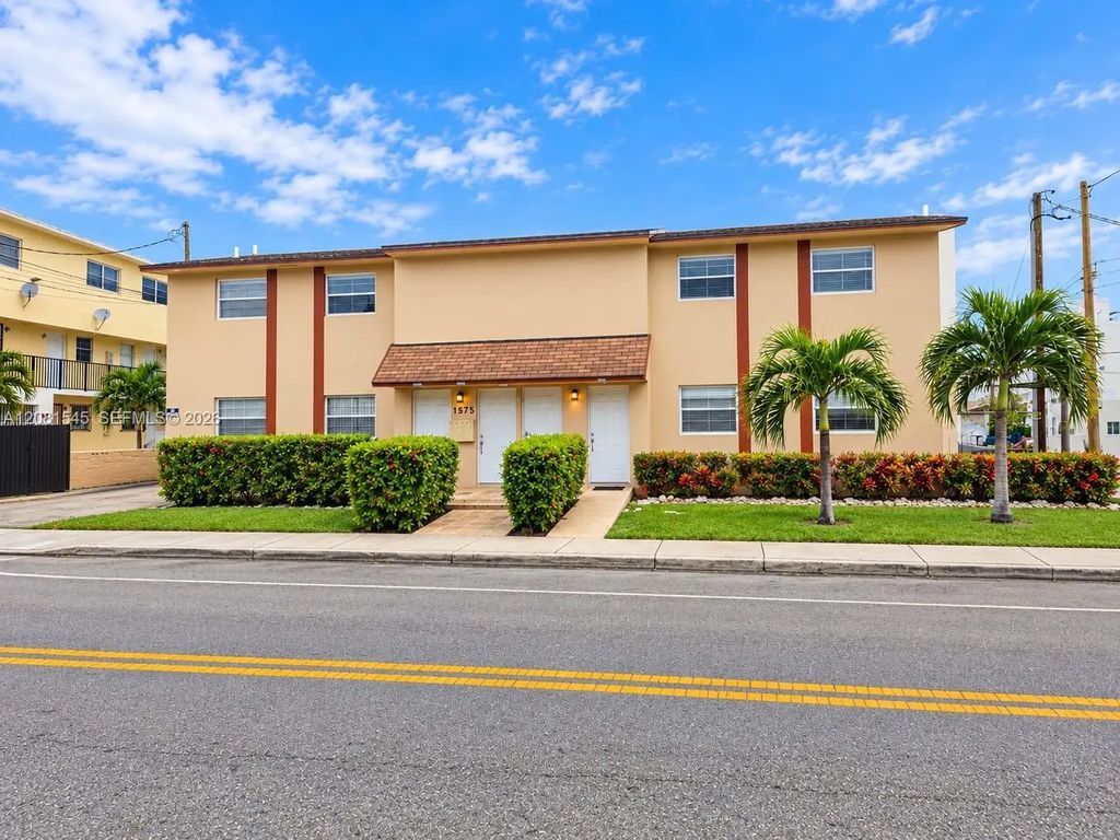 1575 Nw 1st Street #3, Miami