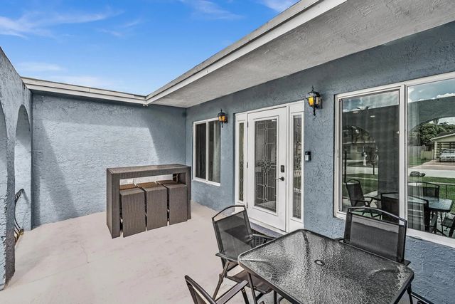 4 of 46 - 5260 Sw 6th Place, Margate, FL