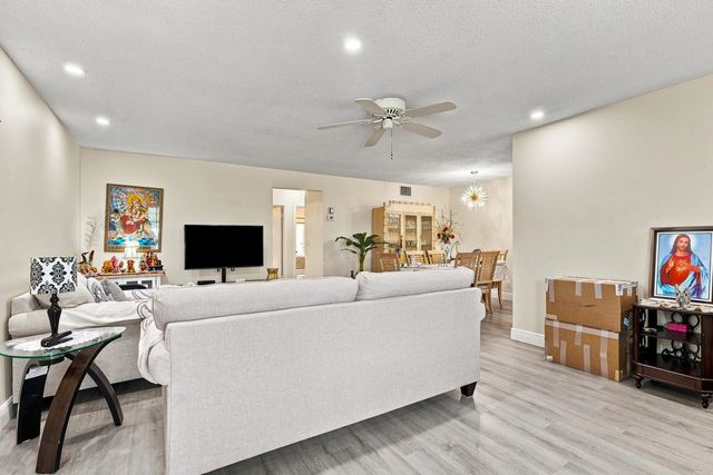 3 of 23 - 912 Savannas Point Drive #apt B, Fort Pierce, FL