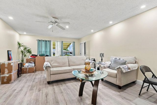 5 of 23 - 912 Savannas Point Drive #apt B, Fort Pierce, FL