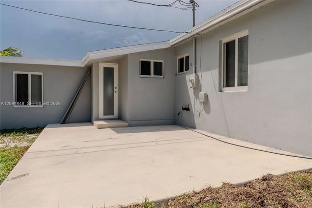 3 of 36 - 726 56th Street, West Palm Beach, FL