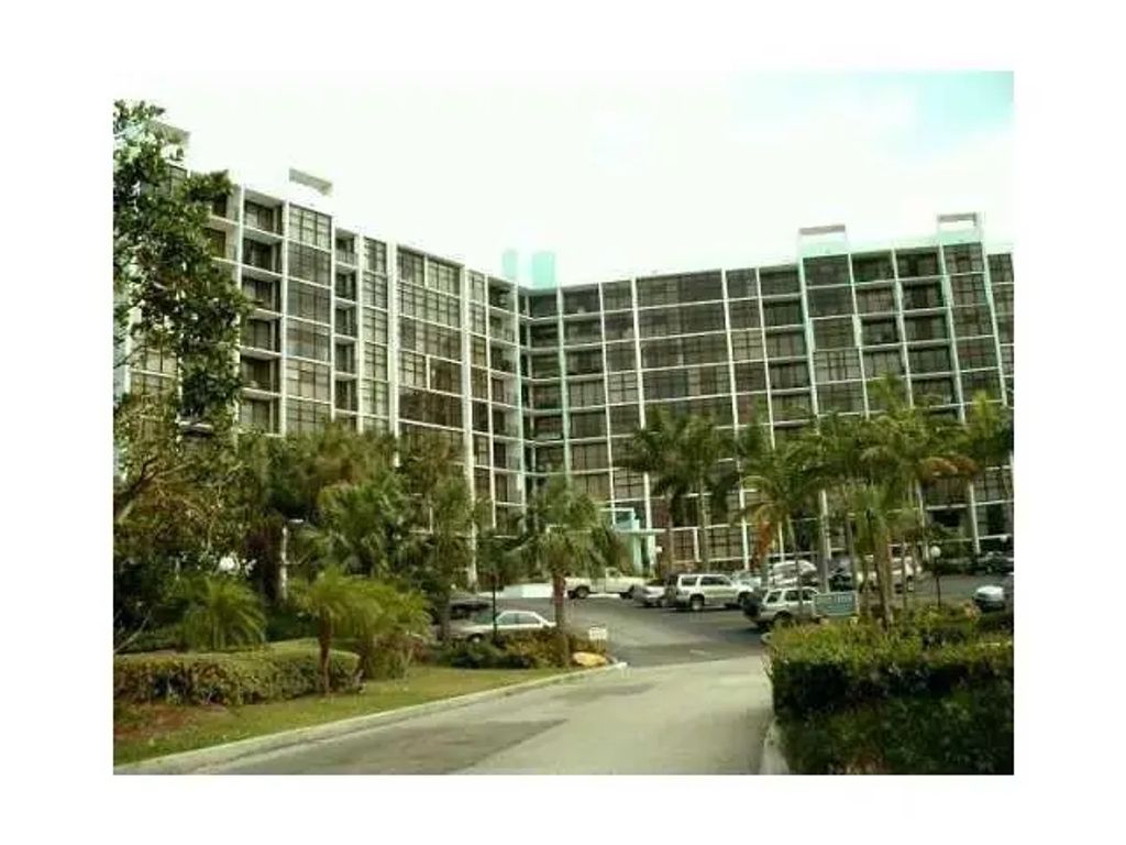 200 Leslie Drive, Hallandale Beach