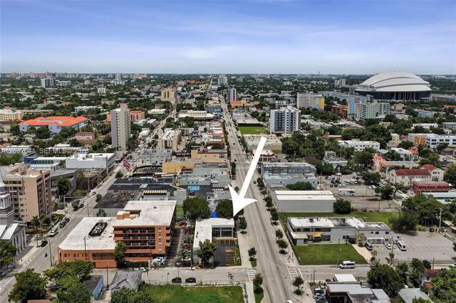 2 of 23 - 900 Flagler Street, Miami, FL