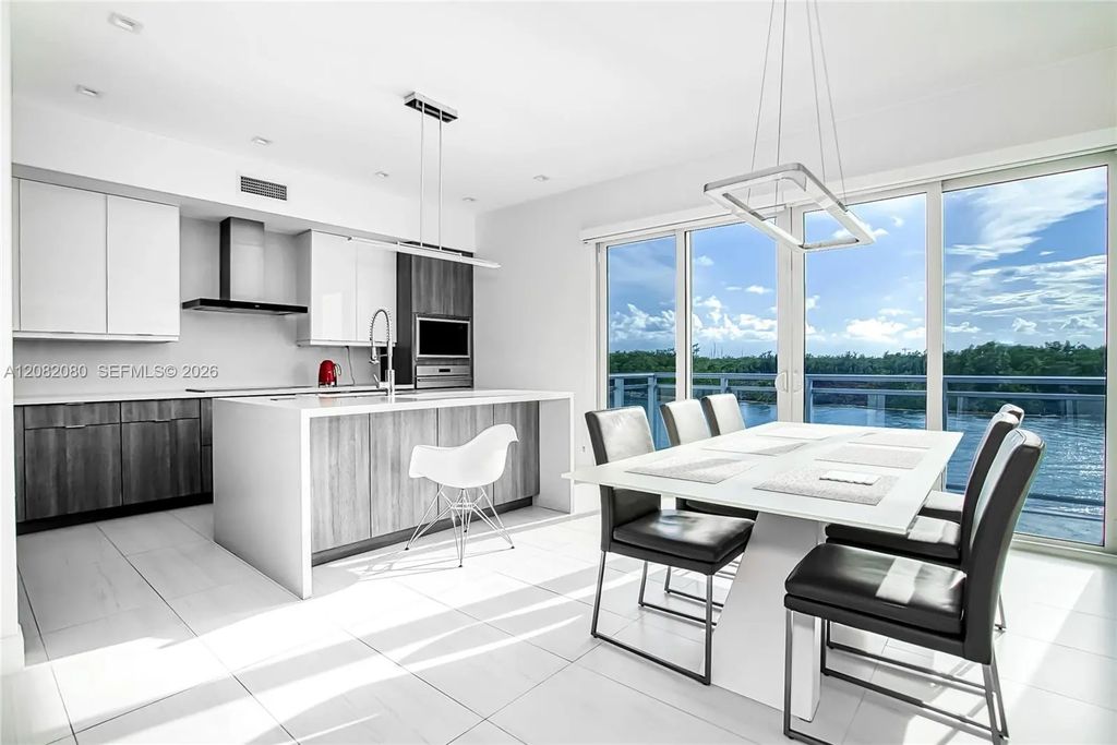 6100 N Ocean Drive #2n, Hollywood